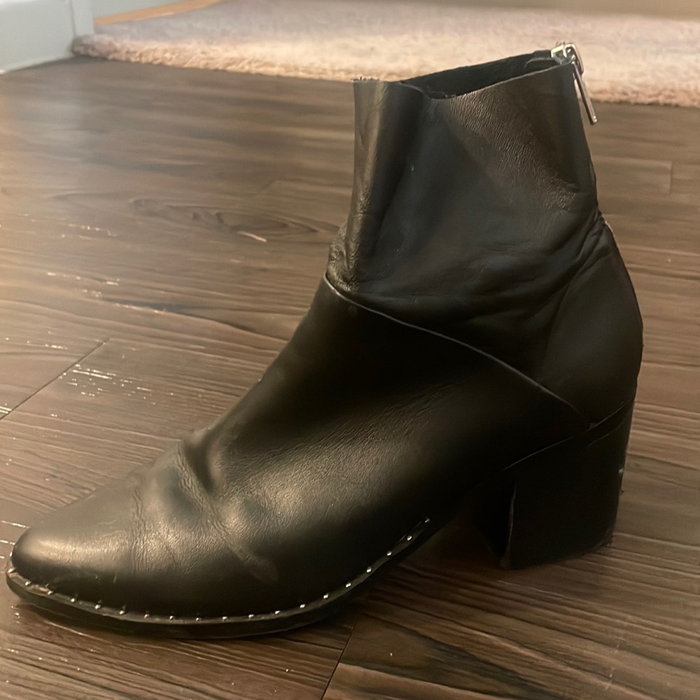Treasure  & Bond boots